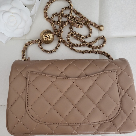 Chanel 22b, Mini rectangle with ghw, Pearl crush, BNIB - Picture 8 of 16